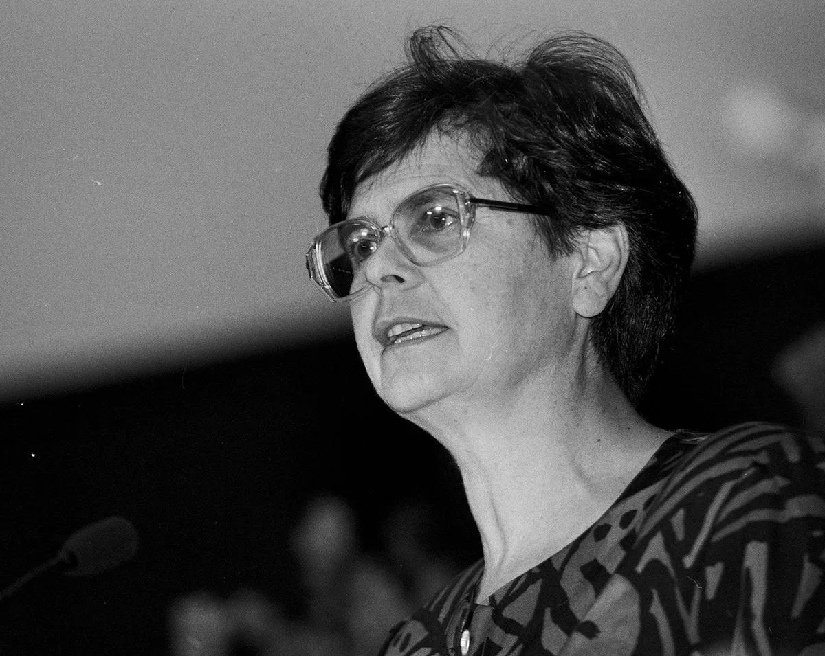 Nach anfänglicher Zurückhaltung äusserten sich immer mehr Mitglieder des Bundesrates zum Kriegsende von 1945. So auch Ruth Dreifuss, hier auf einem Bild von 1993, in Thun.